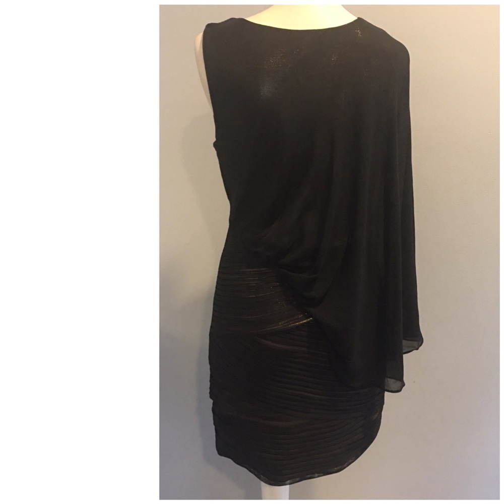 BCBG MAX AZRIA ( GOLD UNDERLAY) ONE SLEEVE DRESS -M - Picture 5 of 9